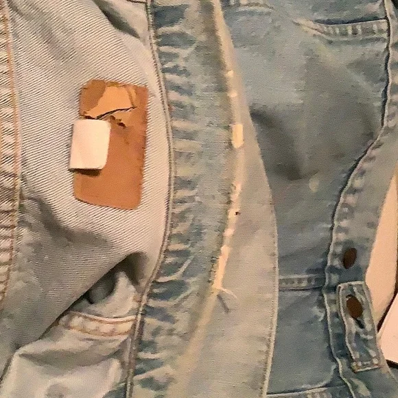 Men's Vintage Light Blue Denim Jacket - Picture 3 of 7